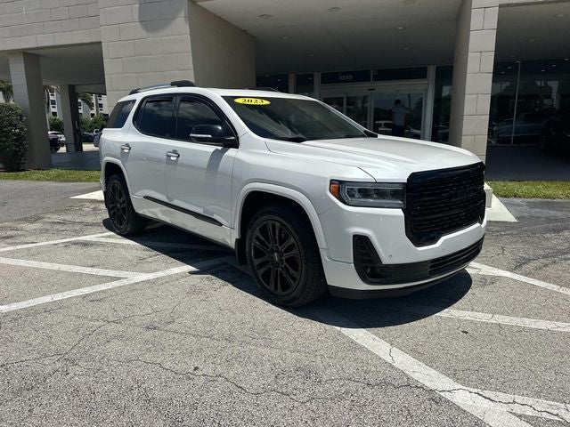 2023 GMC Acadia Denali