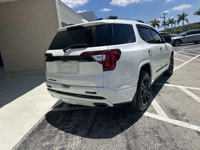 2023 GMC Acadia Denali