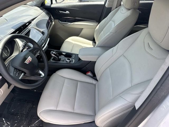 2022 Cadillac XT4 Luxury