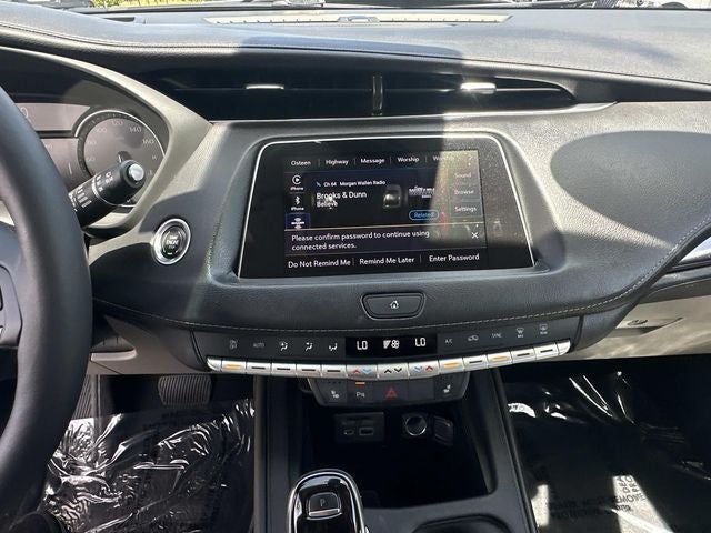 2022 Cadillac XT4 Luxury