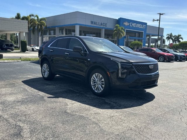 2024 Cadillac XT4 Luxury