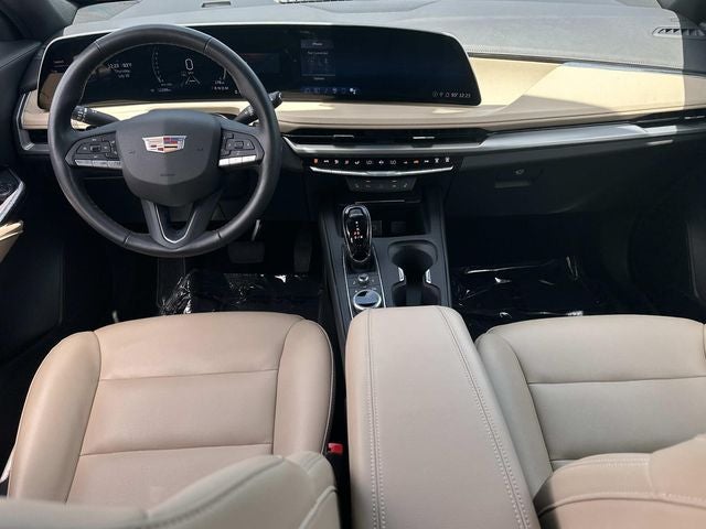 2024 Cadillac XT4 Luxury