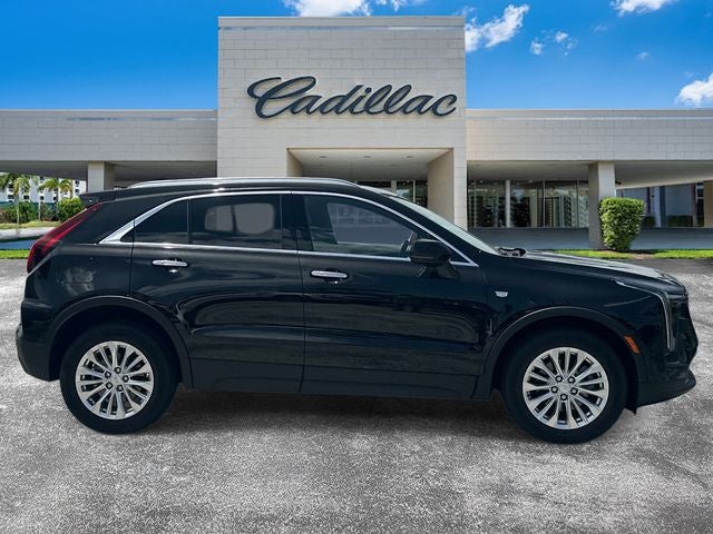 2024 Cadillac XT4 Luxury