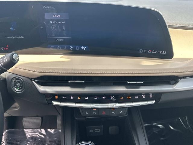 2024 Cadillac XT4 Luxury