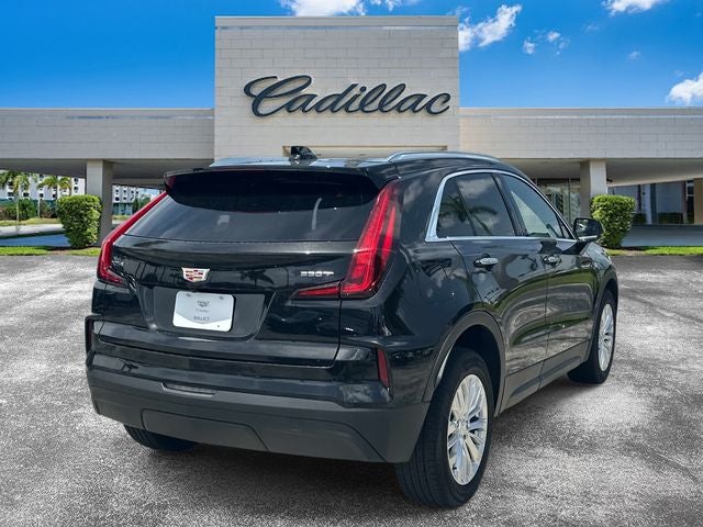 2024 Cadillac XT4 Luxury