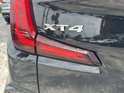 2024 Cadillac XT4 Luxury