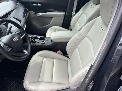 2022 Cadillac XT4 Luxury