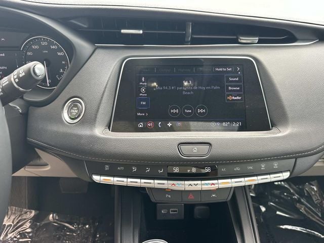 2022 Cadillac XT4 Luxury