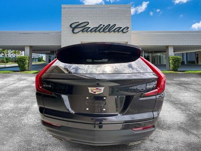 2022 Cadillac XT4 Luxury