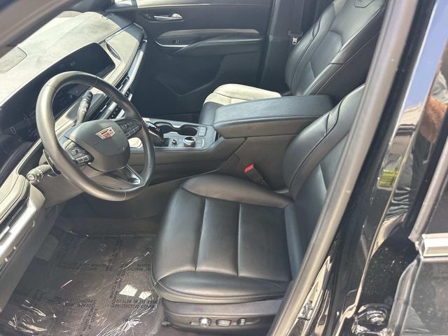 2025 Cadillac XT4 Premium Luxury