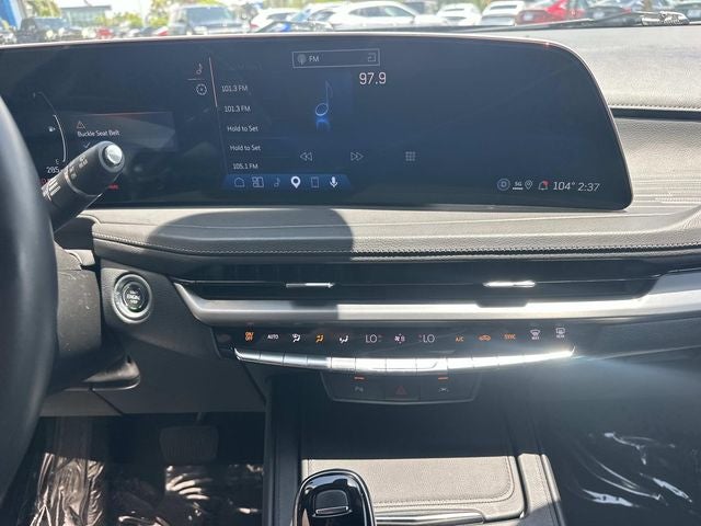 2025 Cadillac XT4 Premium Luxury