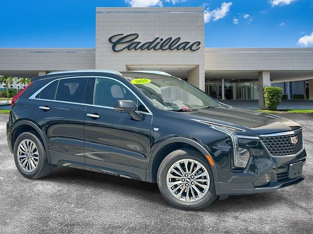 2025 Cadillac XT4 Premium Luxury
