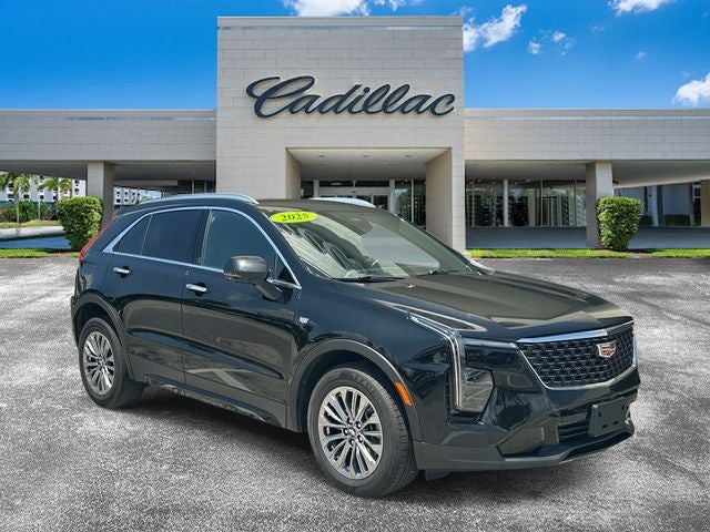 2025 Cadillac XT4 Premium Luxury