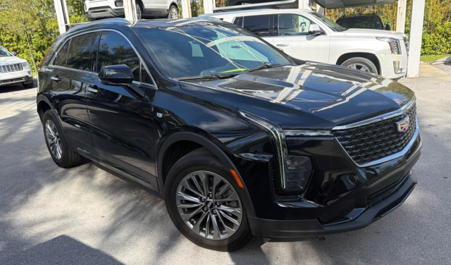 2024 Cadillac XT4 Premium Luxury