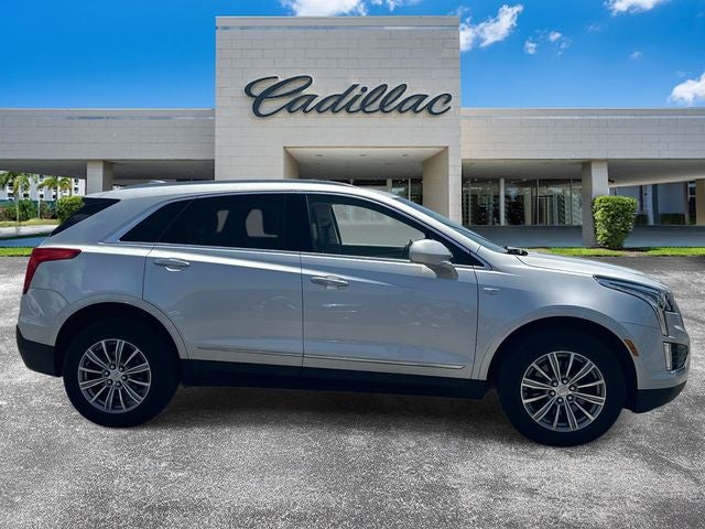 2025 Cadillac XT5 Luxury