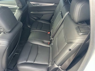 2025 Cadillac XT6 Luxury