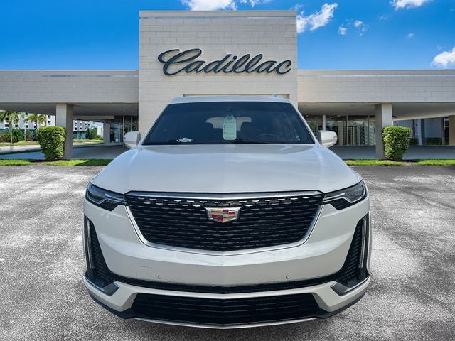 2025 Cadillac XT6 Luxury