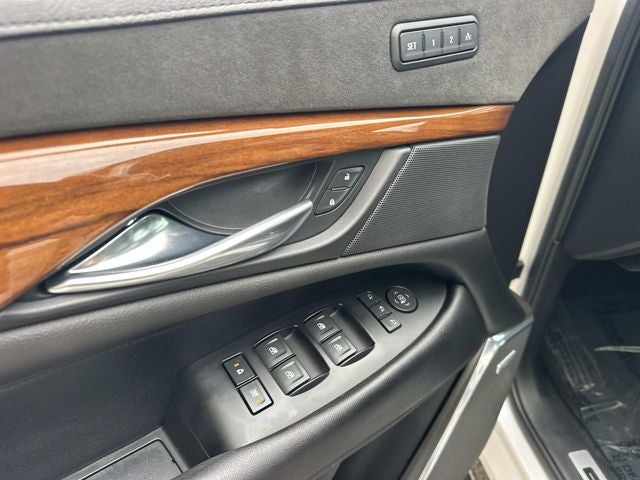 2018 Cadillac Escalade Premium Luxury