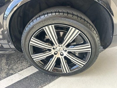 2024 Volvo XC90 Recharge Plug-In Hybrid T8 Plus Bright Theme 7 Passenger