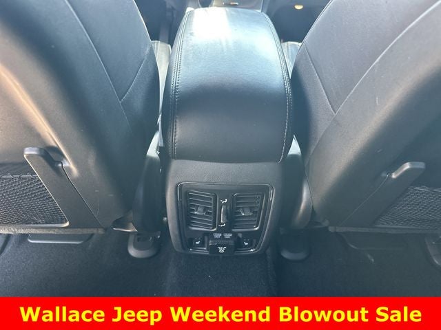 2020 Jeep Grand Cherokee Overland