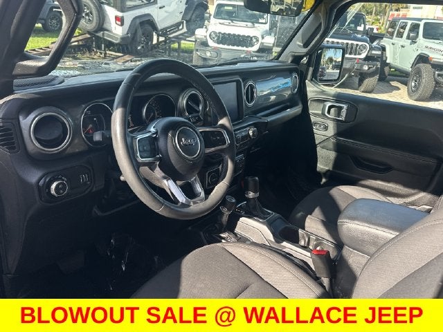 2023 Jeep Gladiator Overland