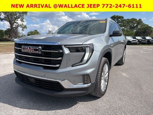 2024 GMC Acadia Elevation