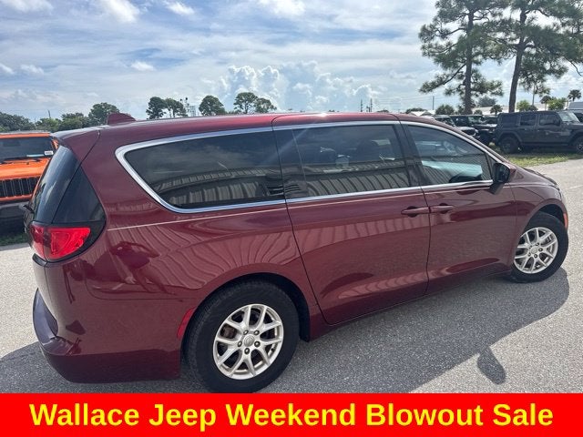 2017 Chrysler Pacifica LX