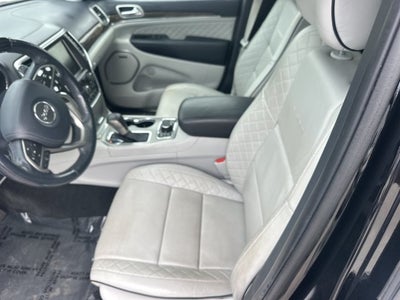 2017 Jeep Grand Cherokee Summit Front Tow Ready !! See Pics