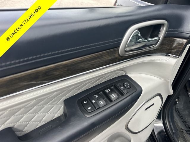 2017 Jeep Grand Cherokee Summit Front Tow Ready !! See Pics
