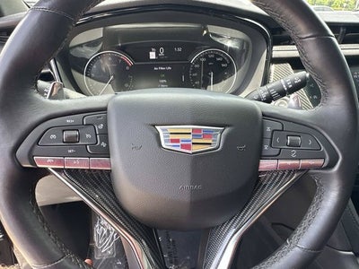 2024 Cadillac XT6 Sport