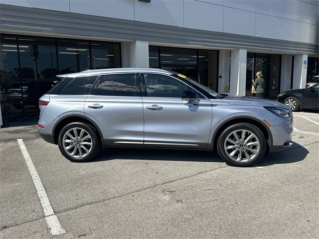 2022 Lincoln Corsair Standard