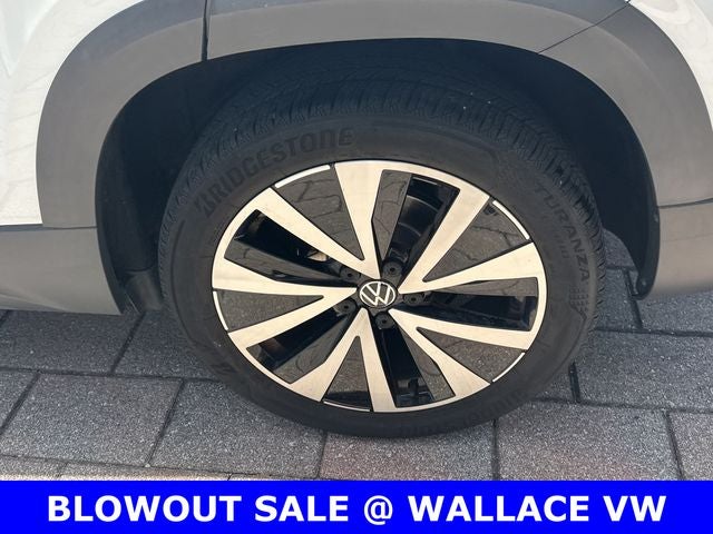 2023 Volkswagen Taos 1.5T SE