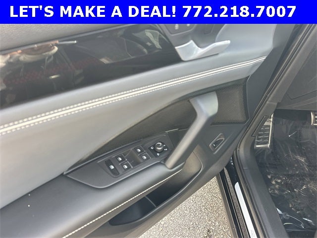 2026 Volkswagen Tiguan 2.0T SEL R-Line Turbo