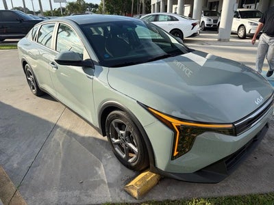 2025 Kia K4 LXS