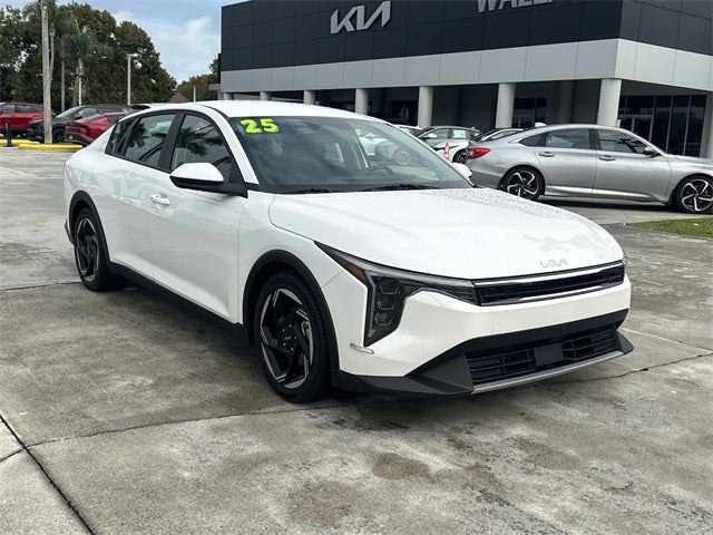 2025 Kia K4 EX