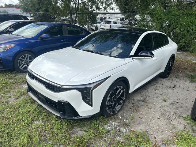 2025 Kia K4 GT-Line