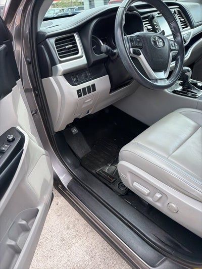 2019 Toyota Highlander Hybrid XLE