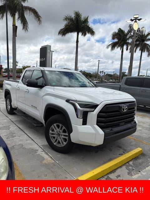 2022 Toyota Tundra 4WD SR5