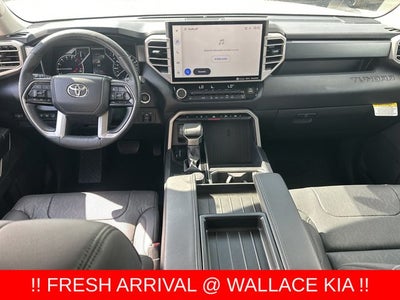 2022 Toyota Tundra 4WD SR5