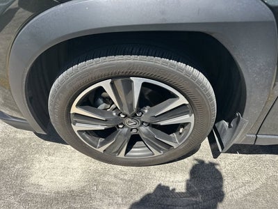 2019 Lexus UX 250h Luxury