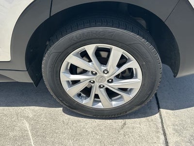 2020 Hyundai TUCSON SE