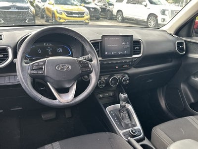 2024 Hyundai VENUE SEL