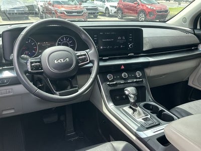 2024 Kia Carnival LX