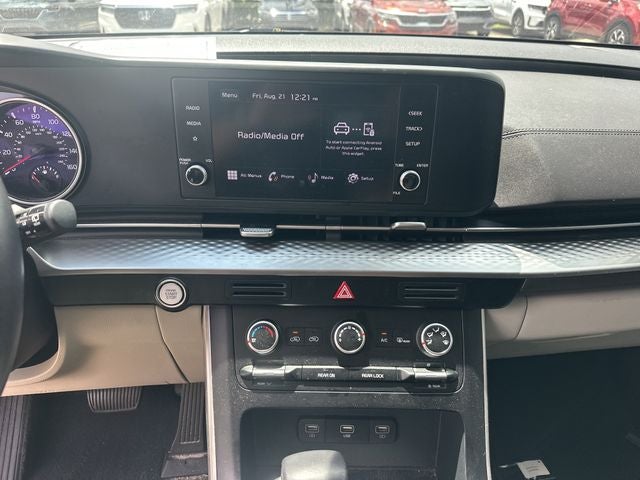 2024 Kia Carnival LX