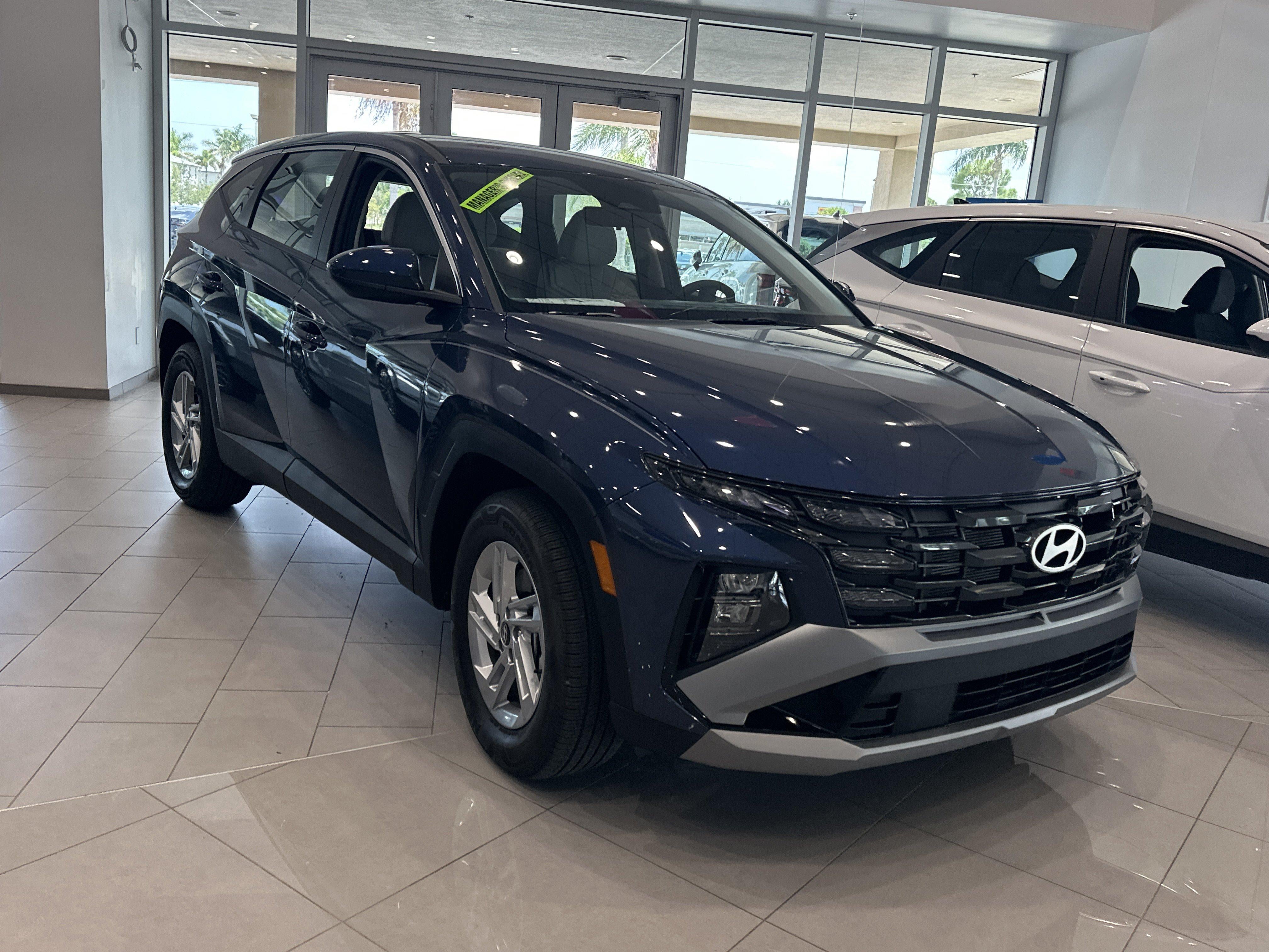 2026 Hyundai TUCSON SE