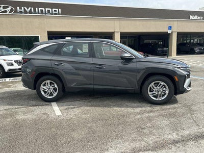 2026 Hyundai TUCSON SE