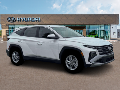 2026 Hyundai TUCSON SE