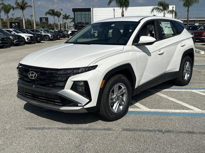 2026 Hyundai TUCSON SE