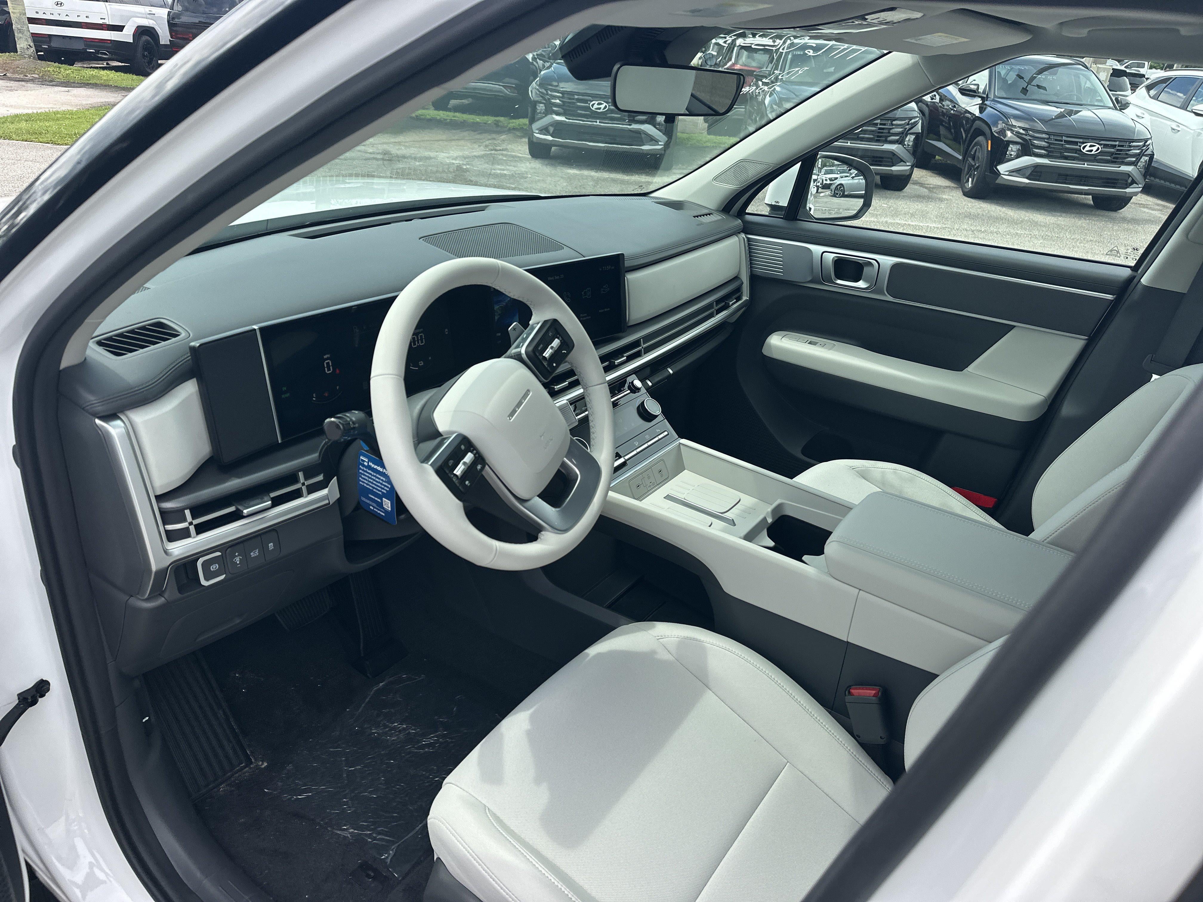 2026 Hyundai SANTA FE HYBRID SE