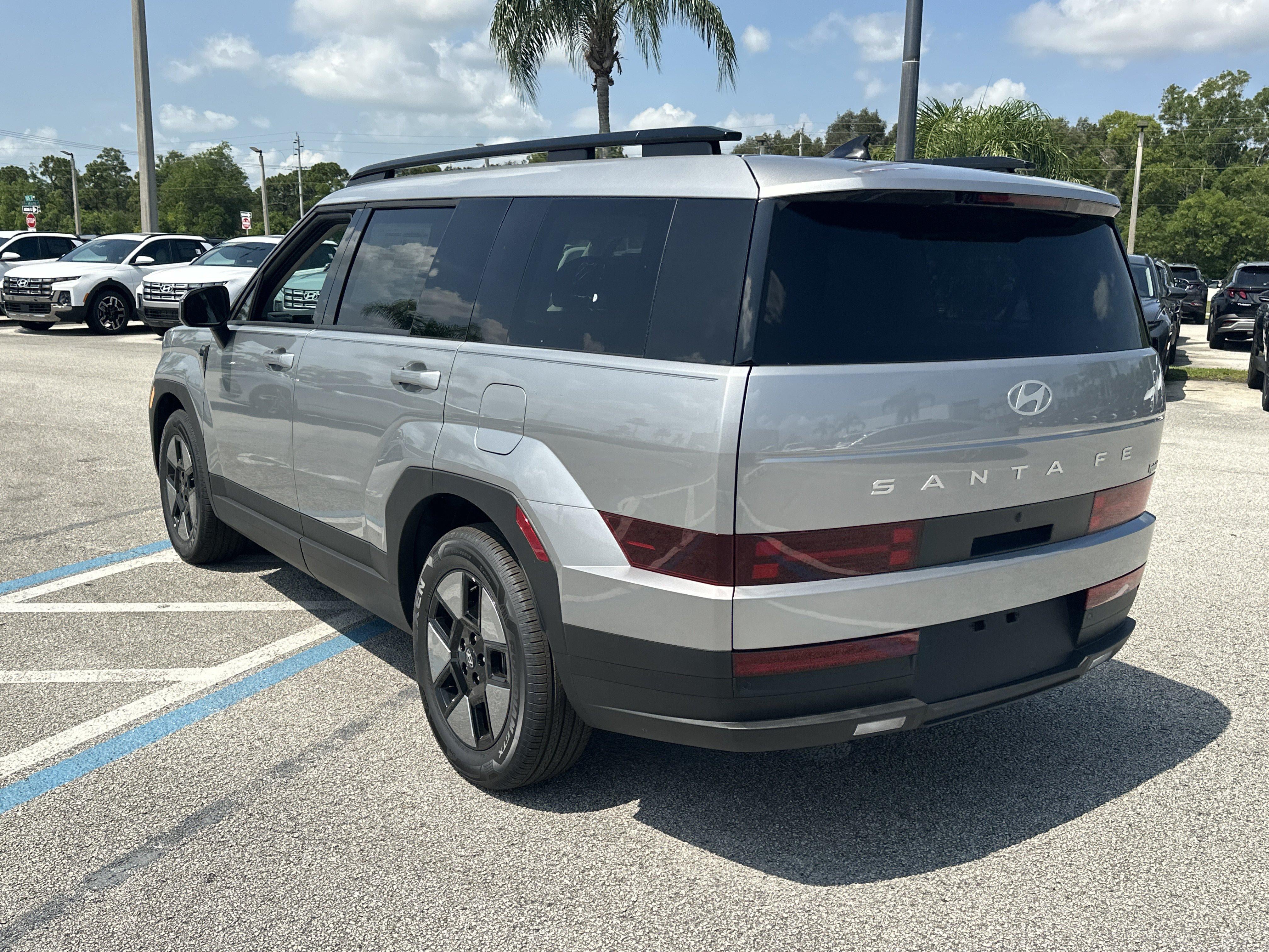 2026 Hyundai SANTA FE HYBRID SEL